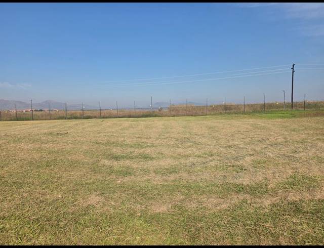 LAND FOR SALE IN MELODIE